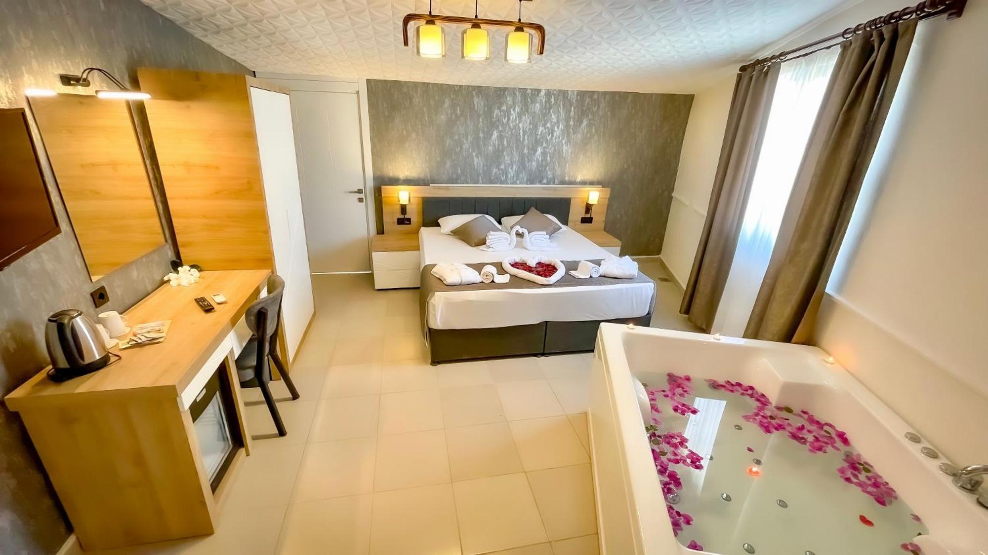 Bloomtalya Hotel Antalya Extérieur photo